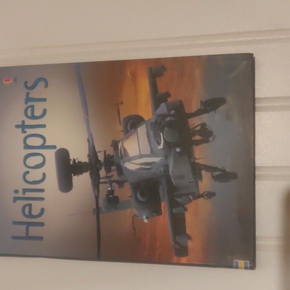 Usborne Kids Flexibound Book About Helicopters - Picture 1 of 8
